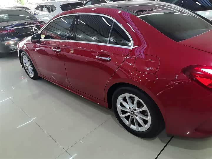 Фото 5 - Mercedes-Benz A-Class