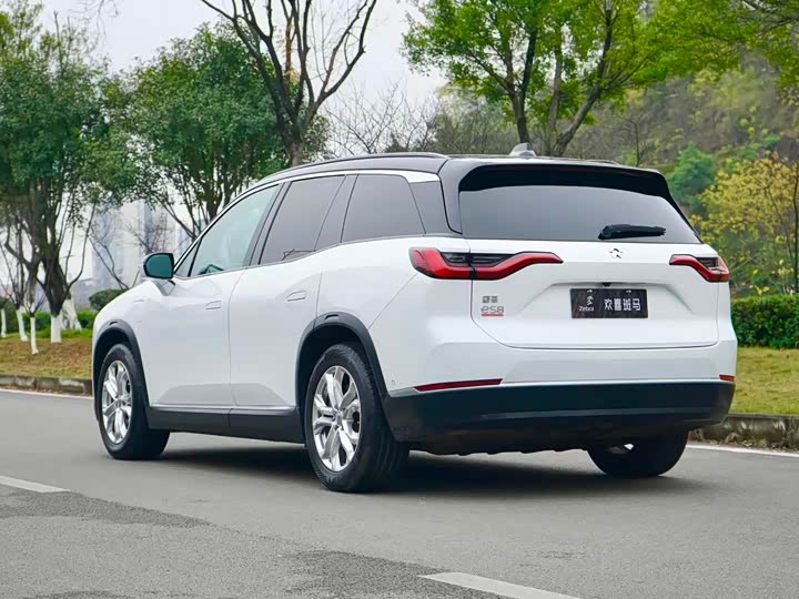 Фото 4 - Nio ES8