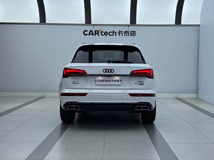 Фото 3 - Audi Q5L