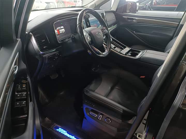 Фото 9 - GAC Trumpchi M8