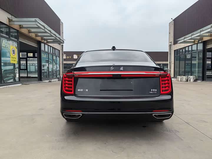 Фото 8 - Hongqi H9