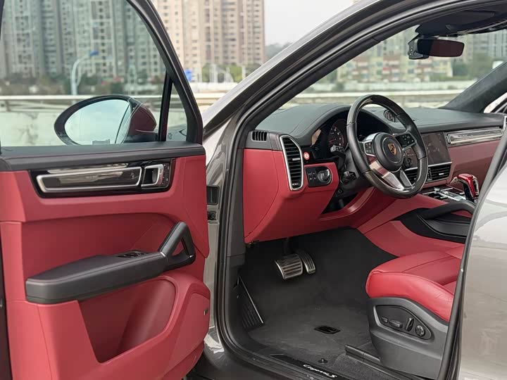 Фото 4 - Porsche Cayenne