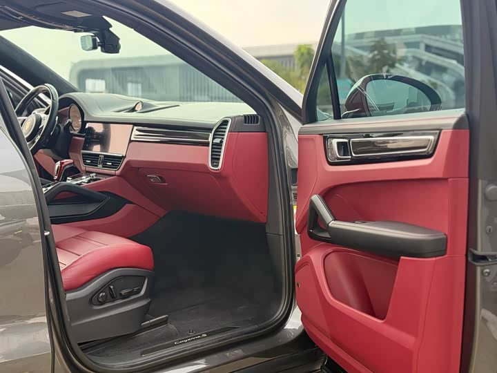 Фото 6 - Porsche Cayenne