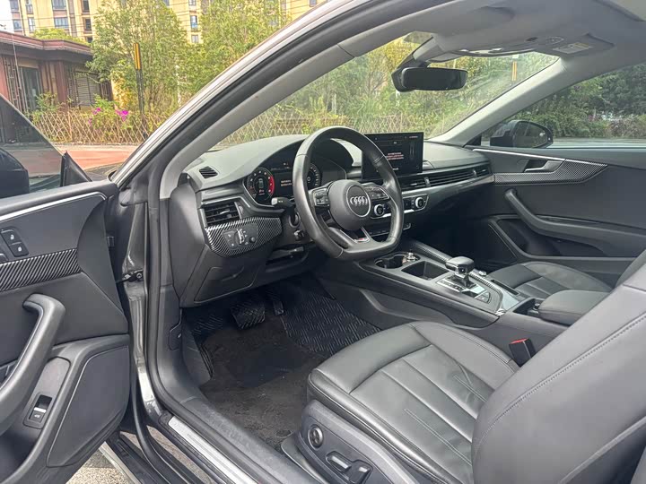 Фото 4 - Audi A5