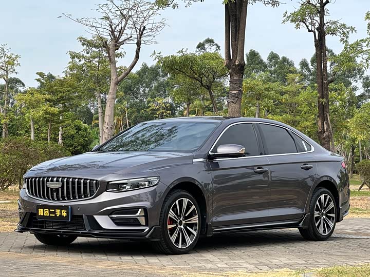 Фото 1 - Geely Preface