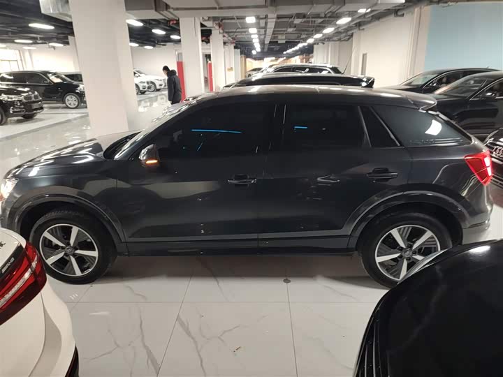 Фото 5 - Audi Q2L e-tron