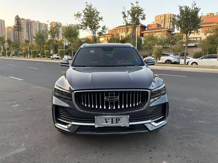 Фото 2 - Geely Monjaro