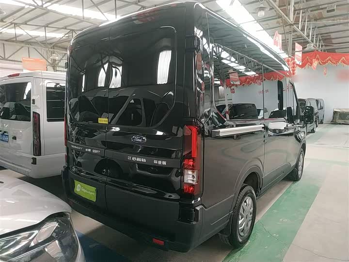 Фото 7 - Ford Transit T8