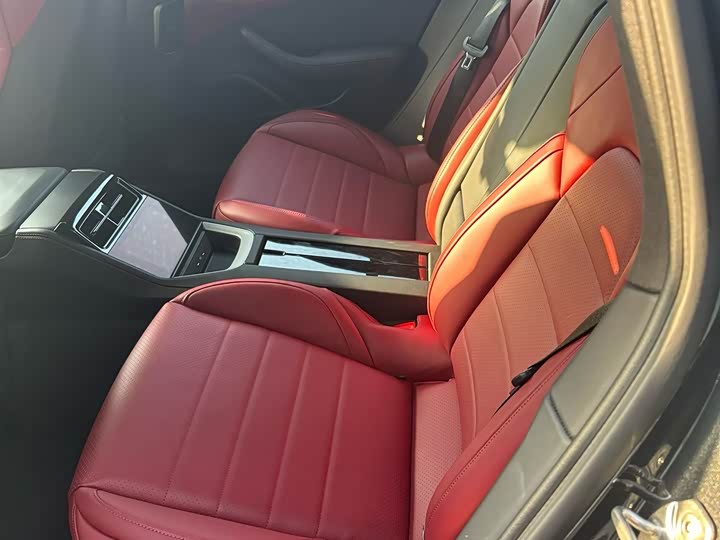 Фото 7 - Porsche Panamera