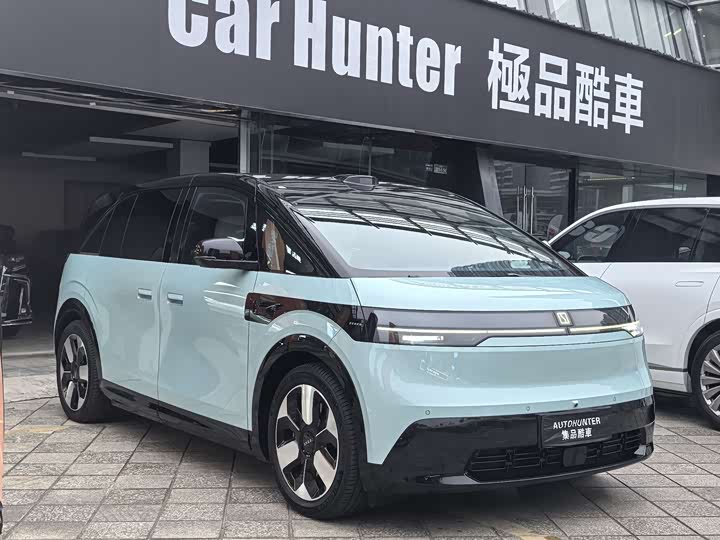 Фото 3 - Zeekr Mix