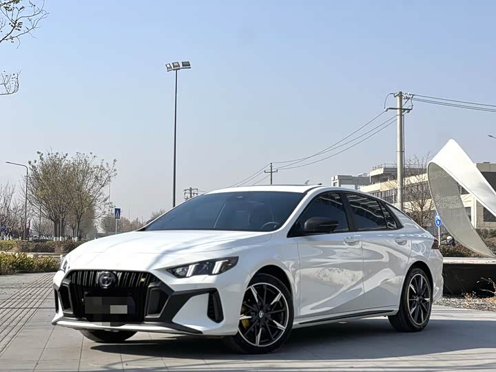 Фото 1 - GAC Trumpchi Empow R