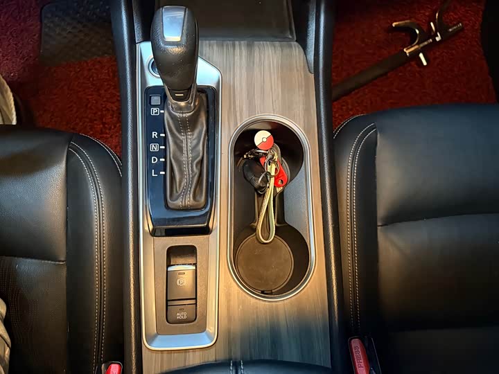 Фото 7 - Nissan Teana