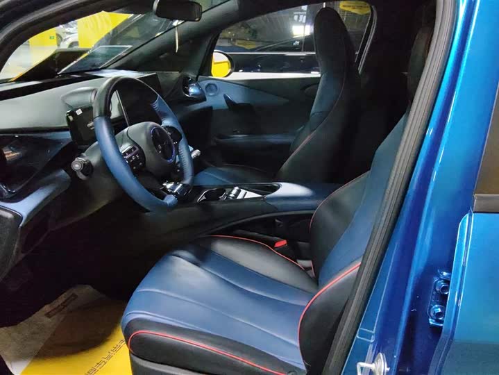 Фото 9 - BYD Dolphin