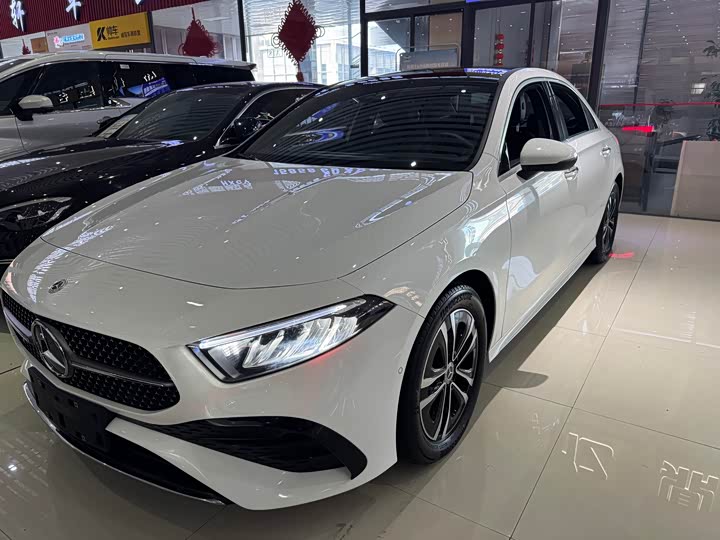 Фото 1 - Mercedes-Benz A-Class