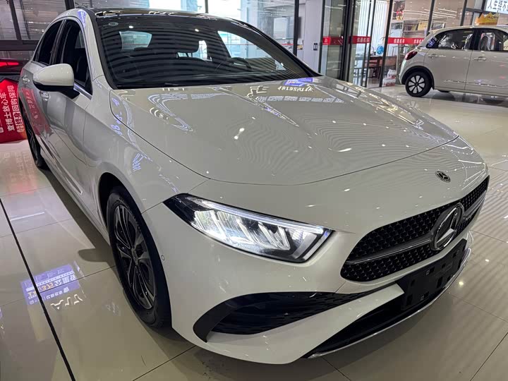 Фото 3 - Mercedes-Benz A-Class