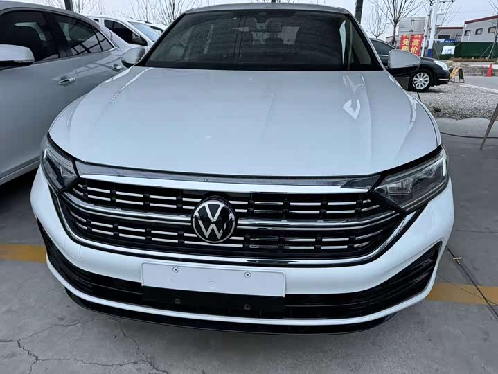 Фото 2 - Volkswagen Sagitar L