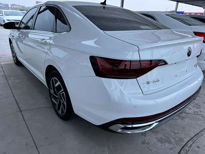 Фото 4 - Volkswagen Sagitar L