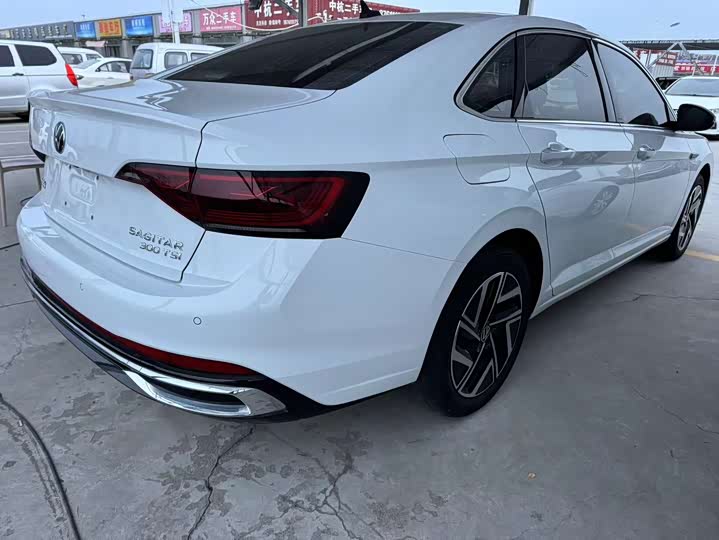 Фото 6 - Volkswagen Sagitar L