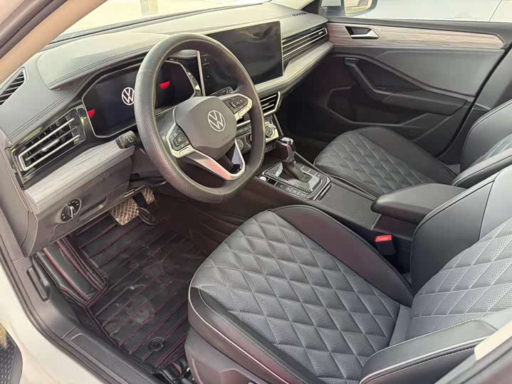 Фото 7 - Volkswagen Sagitar L