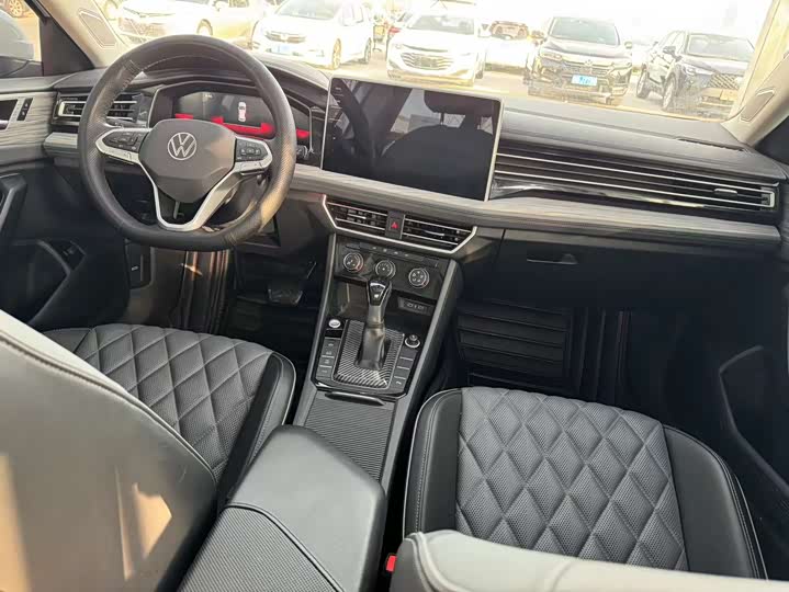 Фото 9 - Volkswagen Sagitar L