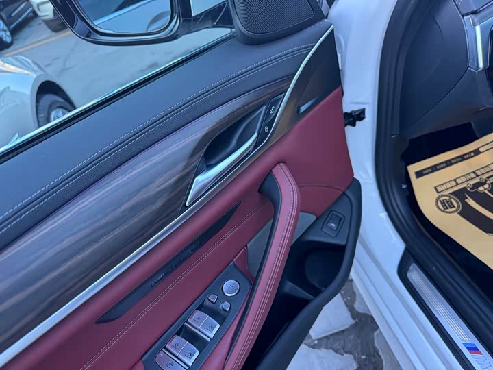 Фото 6 - BMW 5 Series