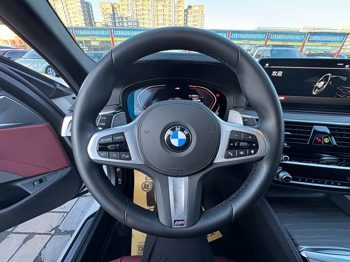 Фото 8 - BMW 5 Series