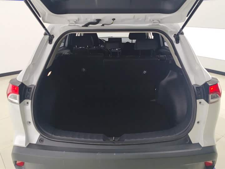 Фото 4 - Toyota Corolla Cross