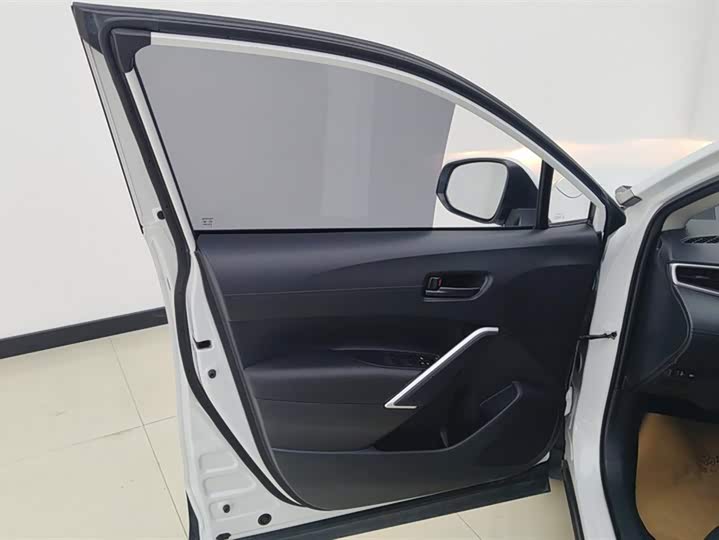 Фото 7 - Toyota Corolla Cross