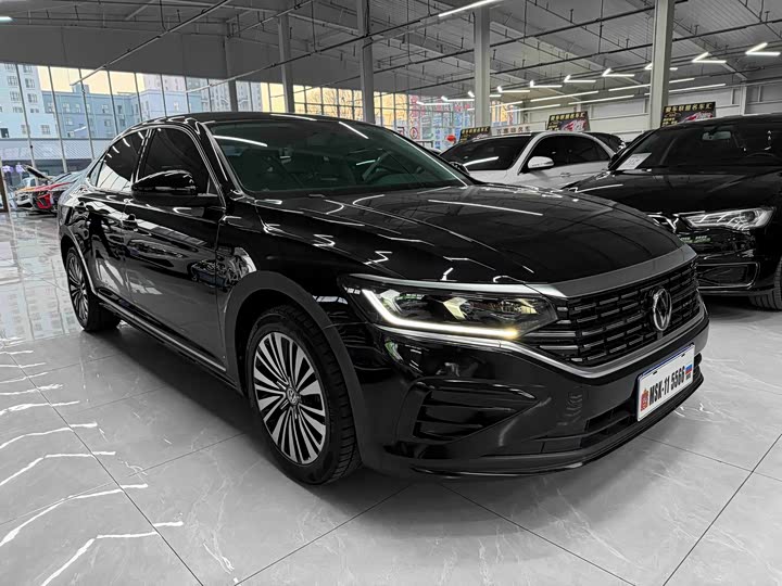 Фото 3 - Volkswagen Passat