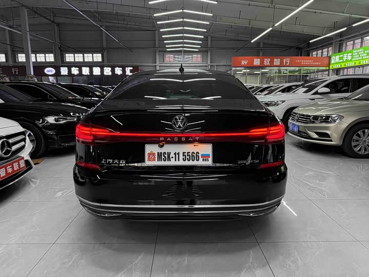 Фото 5 - Volkswagen Passat