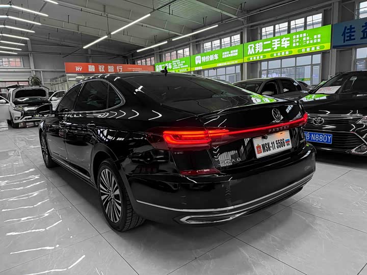 Фото 6 - Volkswagen Passat