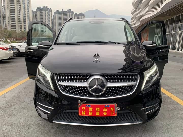 Фото 2 - Mercedes-Benz V-Class