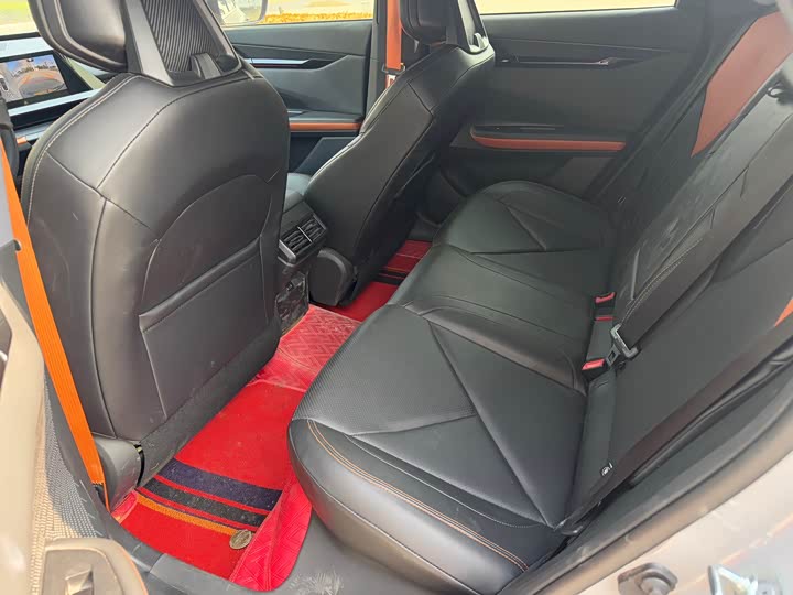 Фото 7 - Changan UNI-V