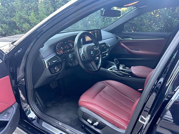 Фото 6 - BMW 5 Series