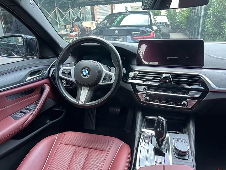 Фото 8 - BMW 5 Series