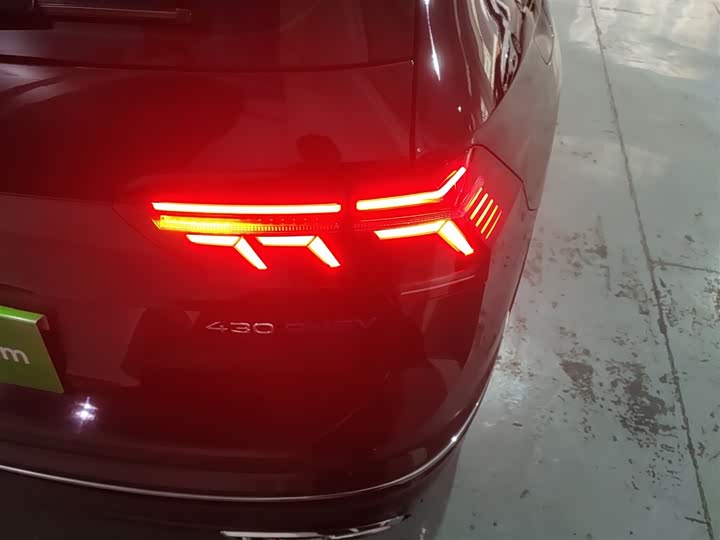 Фото 8 - Volkswagen Tiguan L Hybrid