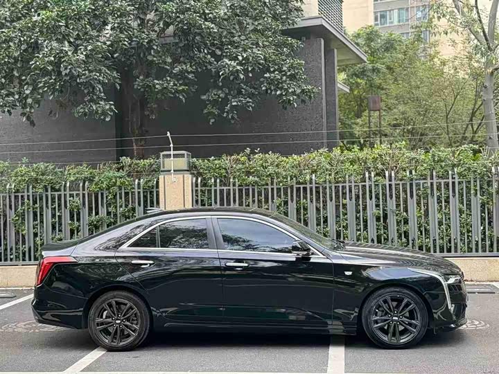 Фото 4 - Cadillac CT4