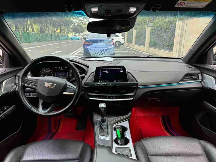 Фото 7 - Cadillac CT4