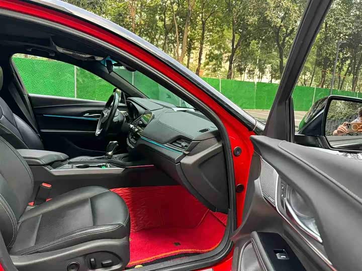 Фото 8 - Cadillac CT4