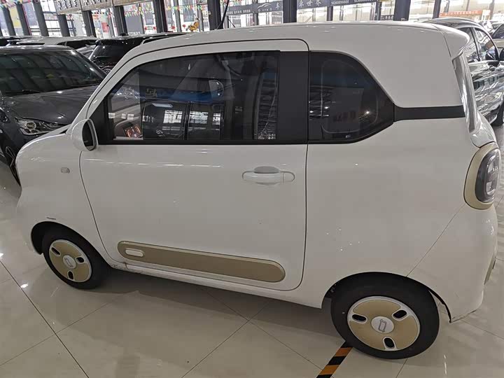 Фото 5 - Bestune Pony