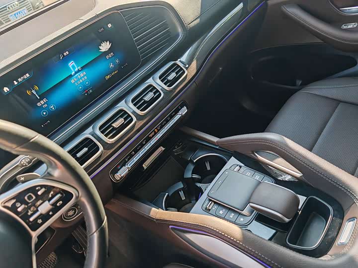 Фото 2 - Mercedes-Benz GLE-Class