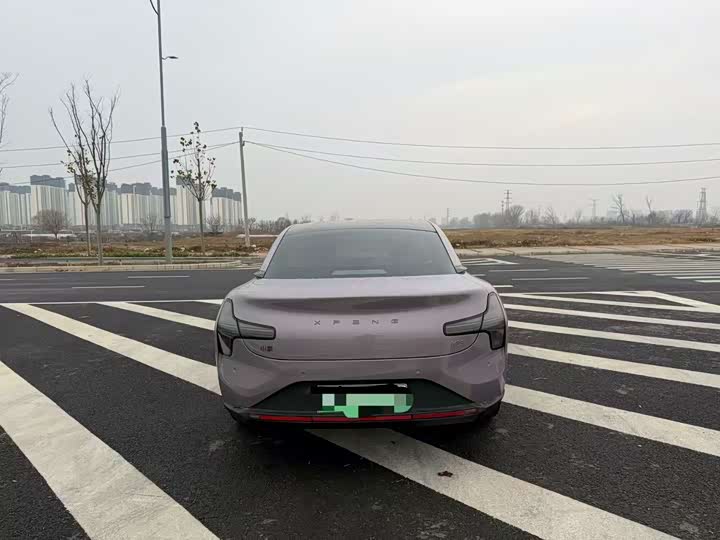 Фото 9 - XPeng Mona M03