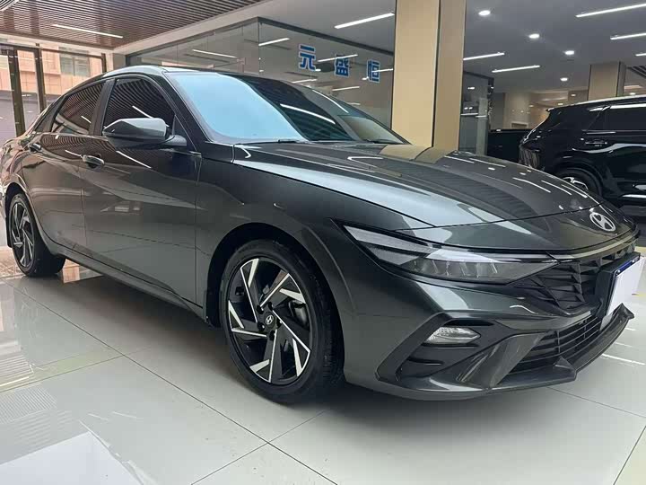 Фото 3 - Hyundai Elantra N line