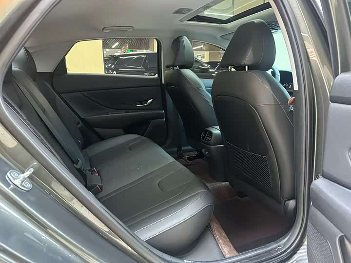 Фото 9 - Hyundai Elantra N line