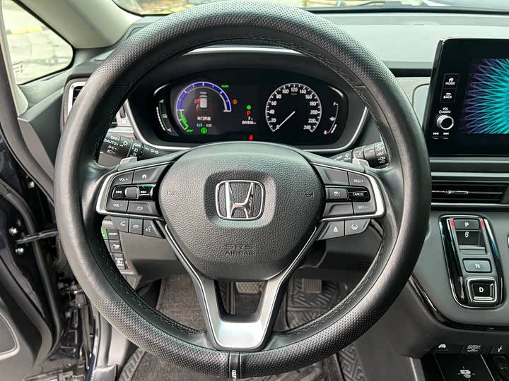 Фото 8 - Honda Odyssey