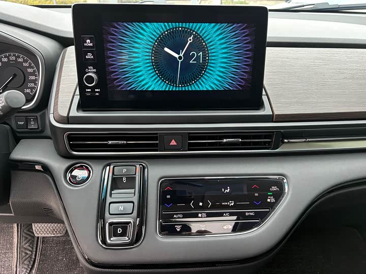 Фото 9 - Honda Odyssey