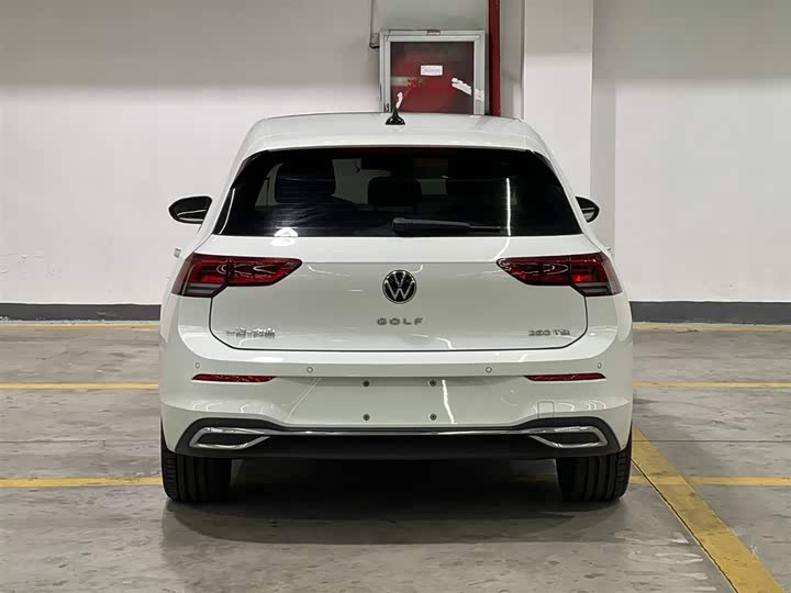 Фото 5 - Volkswagen Golf