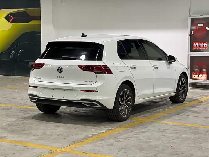 Фото 6 - Volkswagen Golf