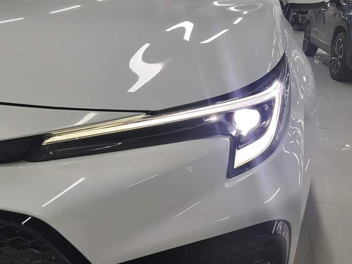 Фото 5 - Toyota Levin