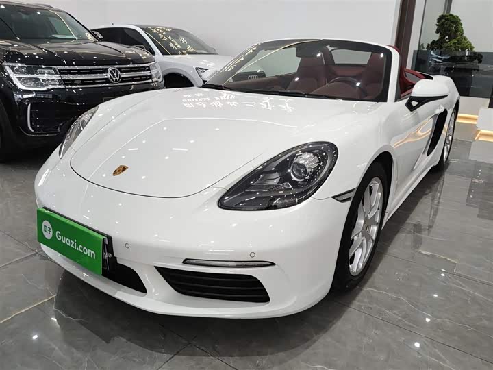 Фото 1 - Porsche 718